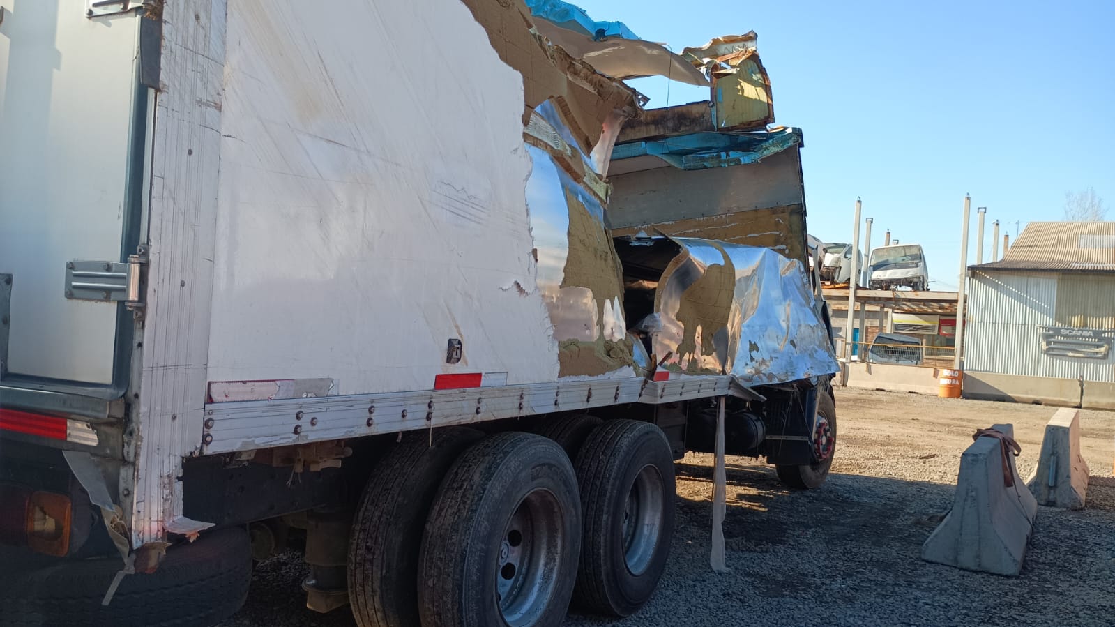  Hino GH 500 2005    EN DESARME